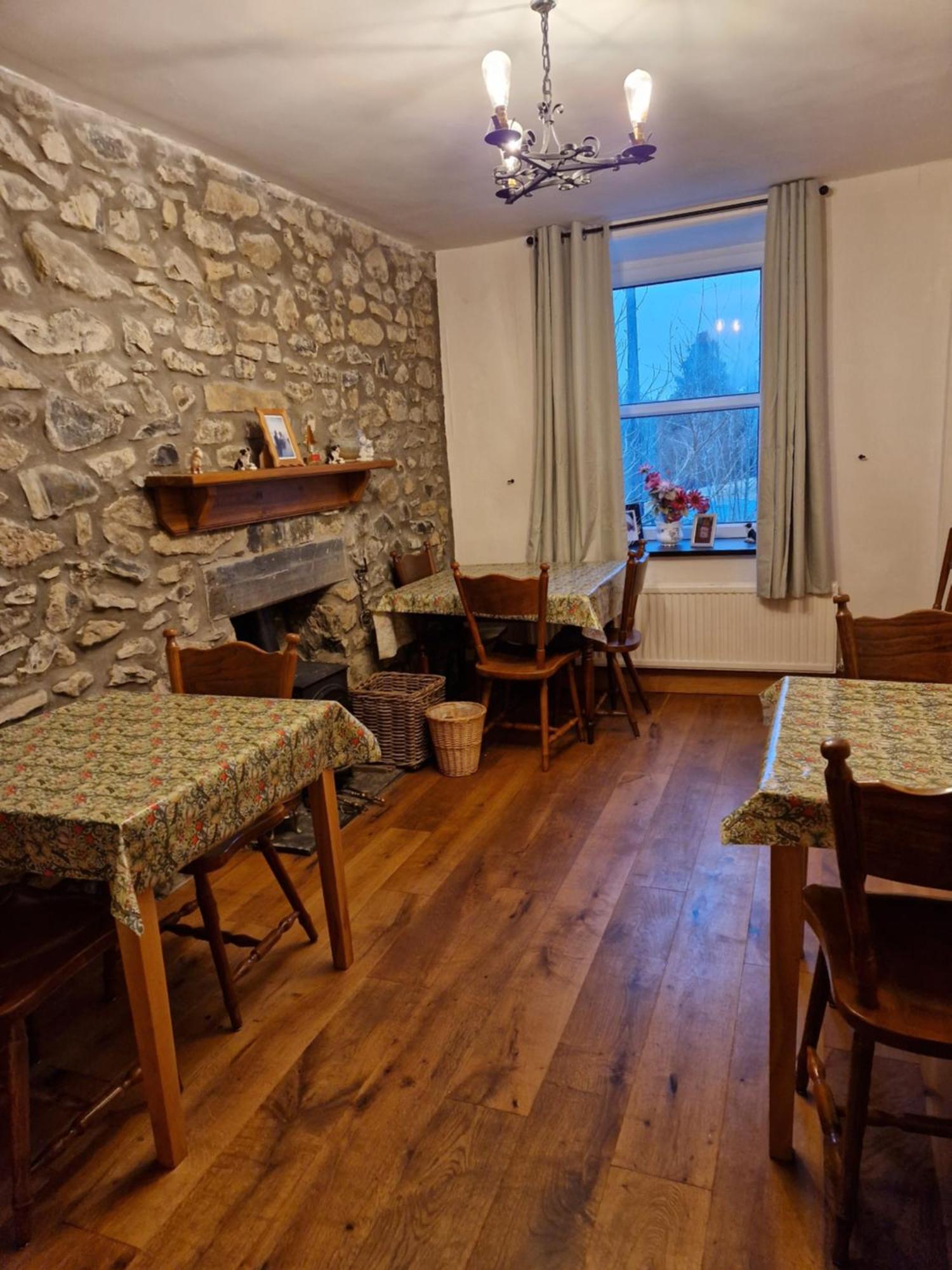 Maes Y Gwaelod Bed & Breakfast Llanwrtyd Wells Екстериор снимка